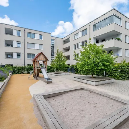 Exquis 2br Design Louis I Parking I Balcony I Mercedes-benz I Family-friendly Apartament Böblingen