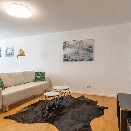 Apartment Exquis 2br Design Louis I Parking I Balcony I Mercedes-benz I Family-friendly Boeblingen