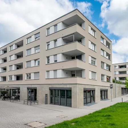 Exquis 2br Design Louis I Parking I Balcony I Mercedes-benz I Family-friendly Apartment Boeblingen